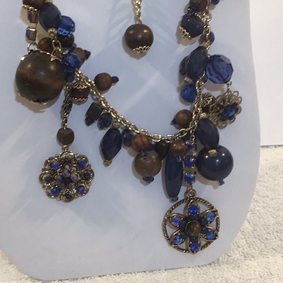 no brand Jewelry - Wood & Crystal Necklace w/Long Gold Chain